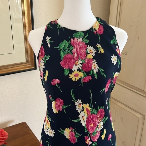 NWT Ralph Lauren 100% Silk Dress Floral Size 4P - Picture 4 of 9